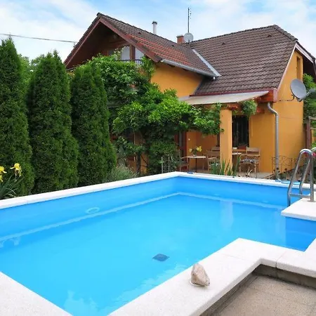 Holiday home Magyar *